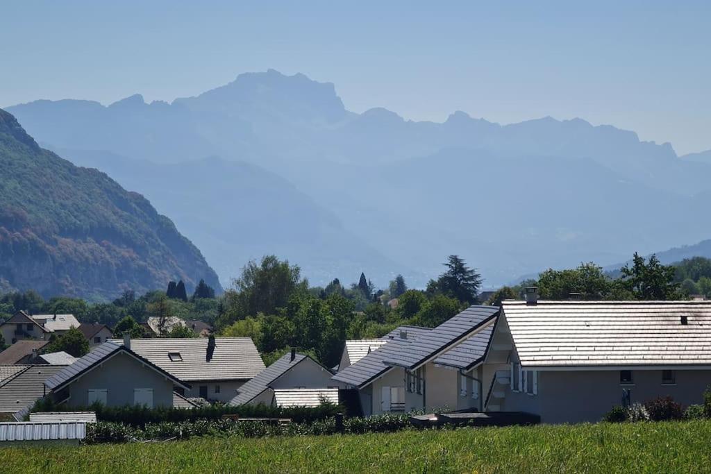 Apartment Independant Dans Maison Pres D'annecy La Balme-de-Sillingy