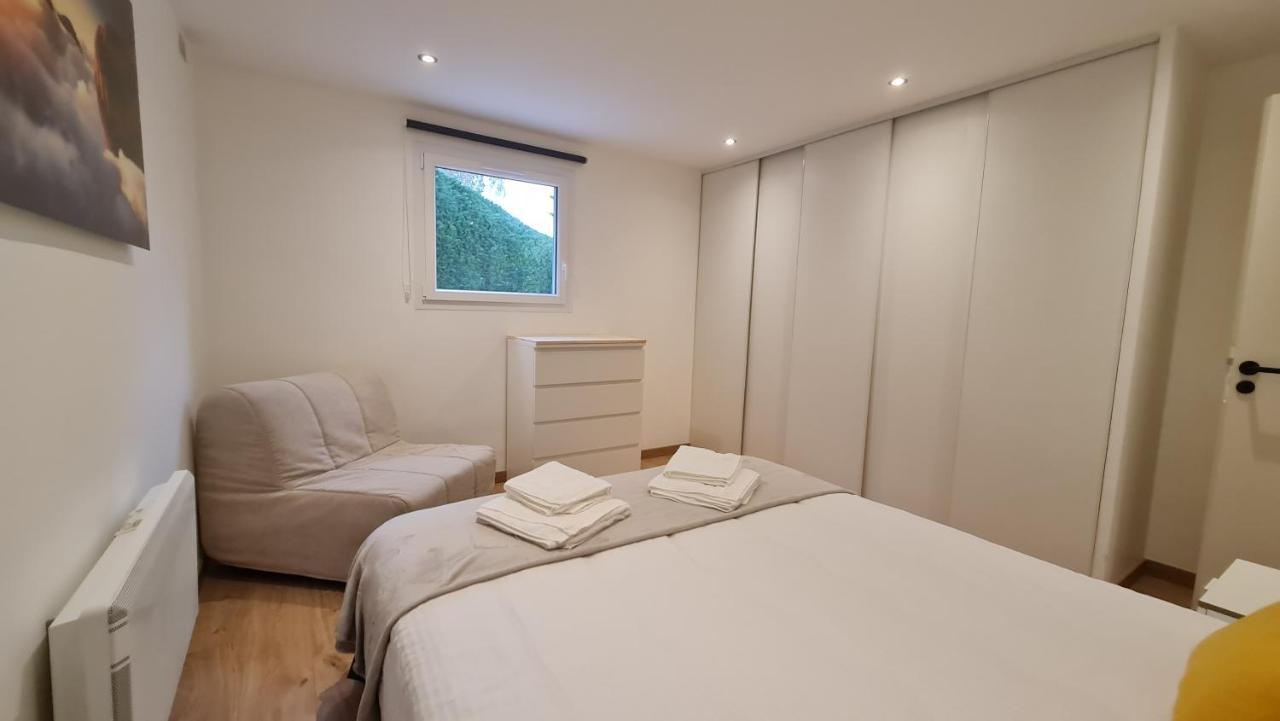 Independant Dans Maison Pres D'annecy